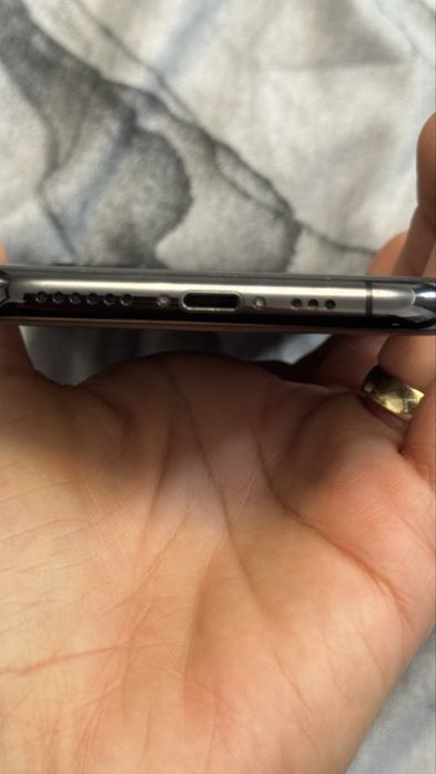 VÂND iPhone 11 pro 64GB