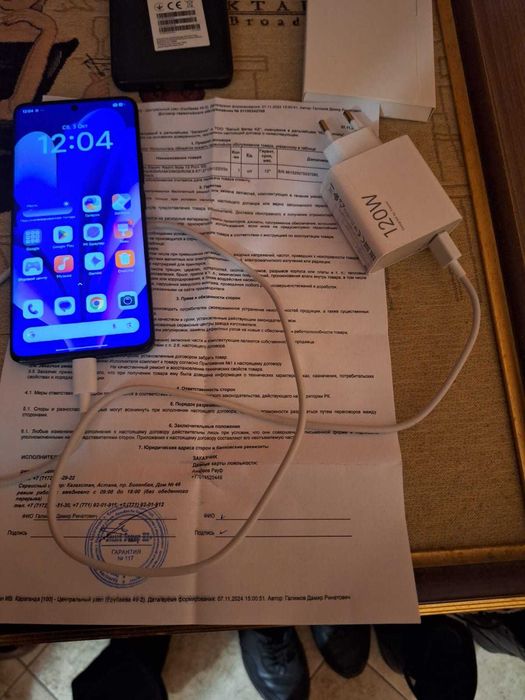 Продам в отличном состоянии смартфон  Redmi Note 13 Pro 5G.