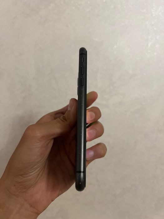Продам iPhone 11 на 128gb