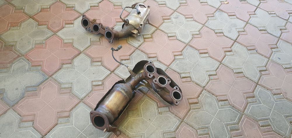 Катализаторы на лексус Rx 300,330.