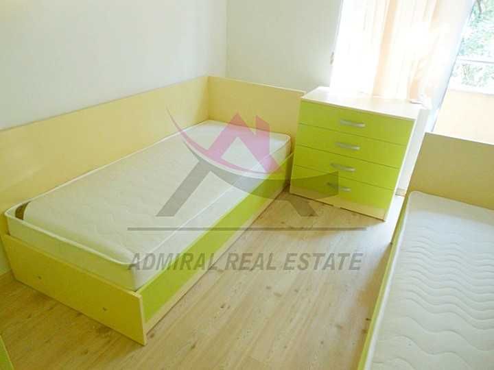 Дава се под наем Двустаен апартамент в Варна, Червен площад - 66 кв.м за 398.82 € - Снимка #2