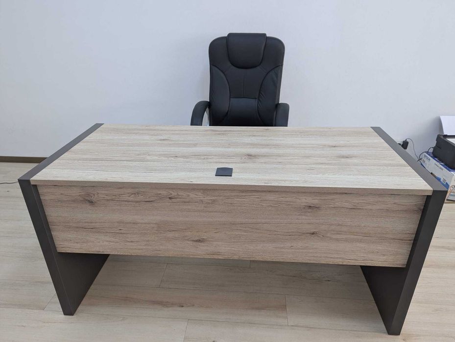 Birou 160x70x76,5 (cm), decor: stejar San Remo/Gri Wolfram