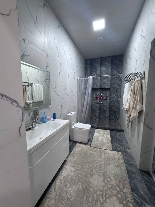 Кулай шароитга эга 2 кавватли уй, 6 сотих сотилади