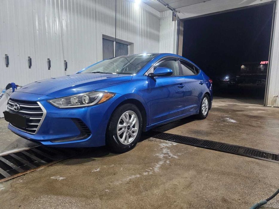 Автомашина Hyundai Elantra