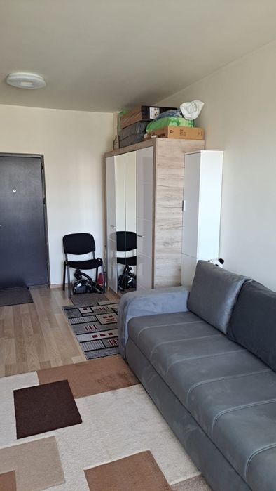 Garsorniera de.vanzare Rezidence Militari