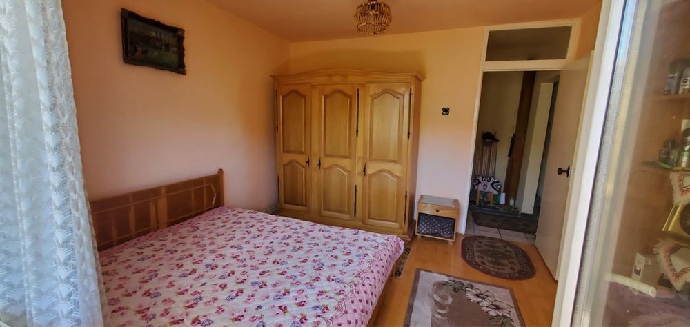 Vand apartament in dej