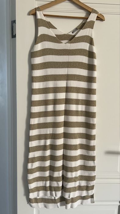 Продам одежду б/у, одевалось 2-3 раза