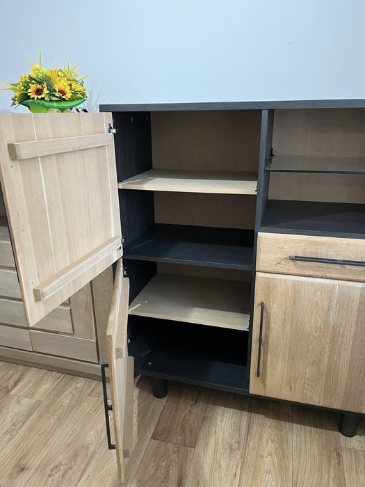 Comodă, finisaje premium