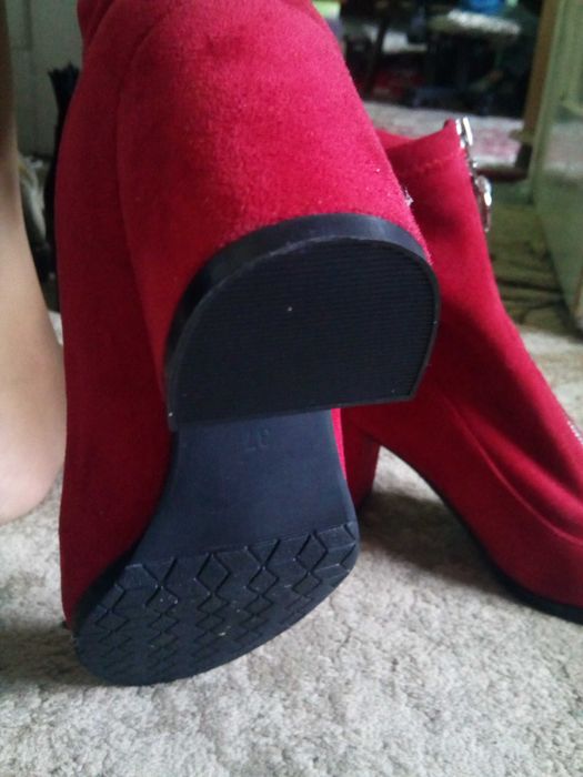 Incaltaminte noua sau purtata putin ocazie sau casual