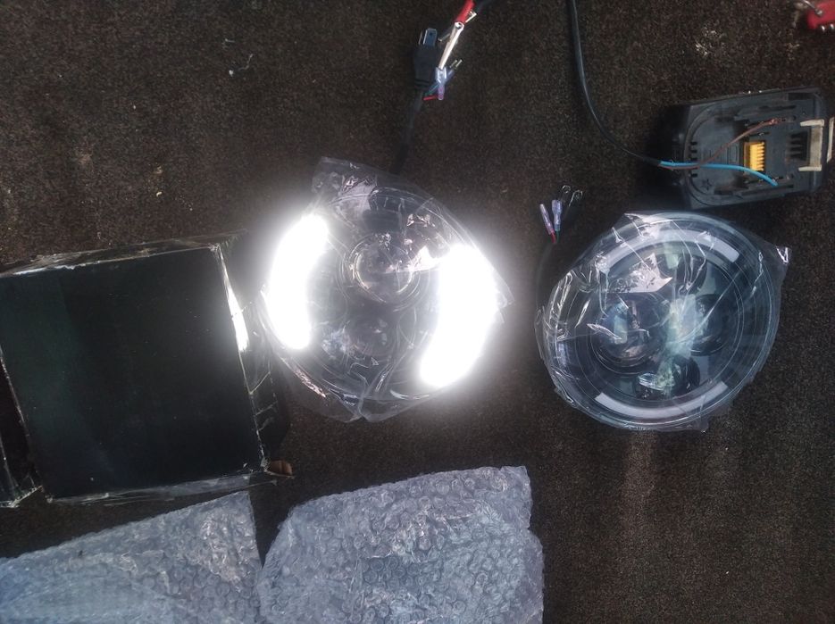 Led Фарове с двневни светлини и мигачи