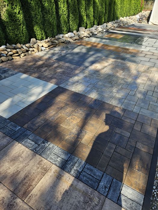 Depozit pavaje, dale, borduri, rigole, gard SYMMETRICA si SEMMELROCK!