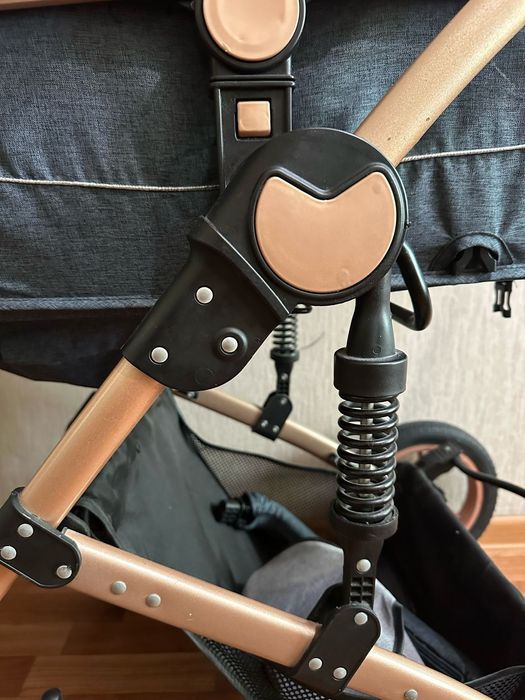 Продам детскую коляску