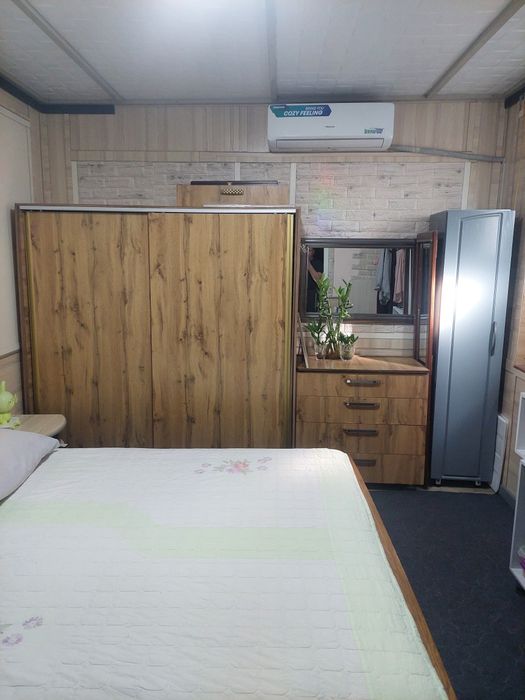 Дом из двух комнат.