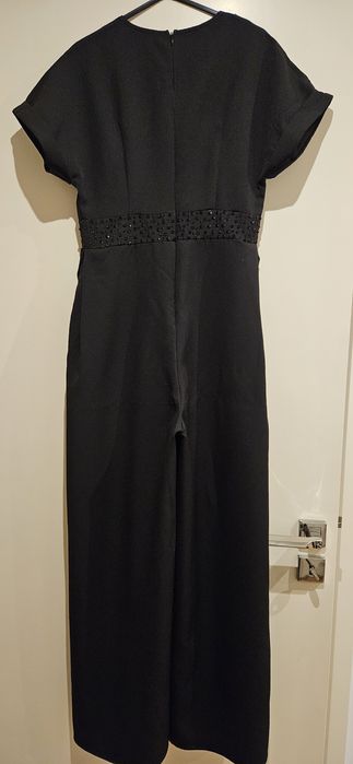 Официален гащиризо