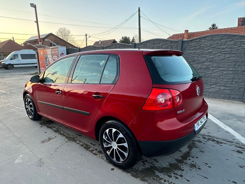 VW Golf 5 1.6 MPI 2005