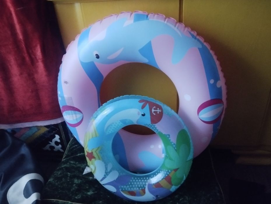 Надувной круг продам