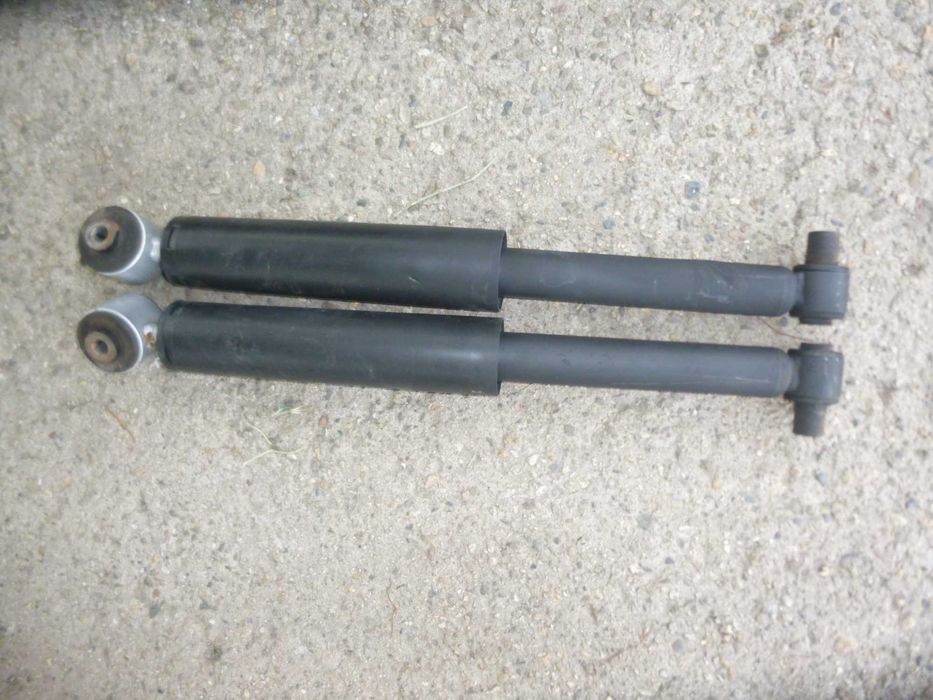 Задни Амортисьори за Рено Лагуна 2 Комби от Laguna 2