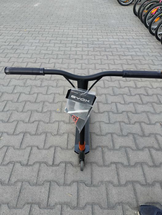 BYOX Детска тротинетка stunt REBEL карбон