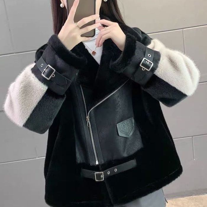 Дубленка теплая модная