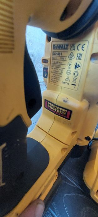 Rotopercutor Dewalt DCH 481