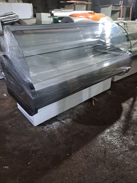 Ветрина халаделник