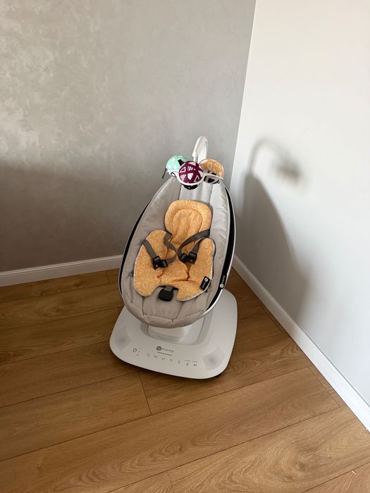 Продам Качелю 4Moms MamaRoo5