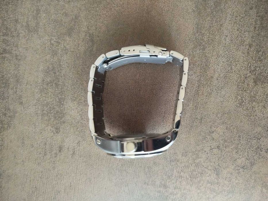 Продается часы  Armitron automatic SKELETON