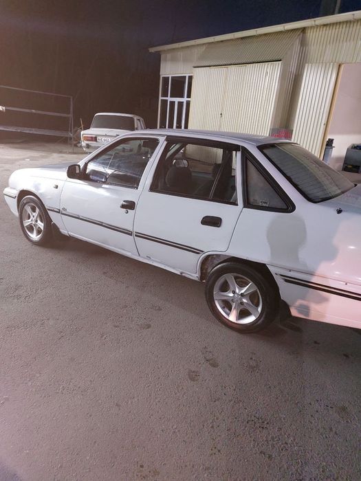 Nexia 1 1996       .