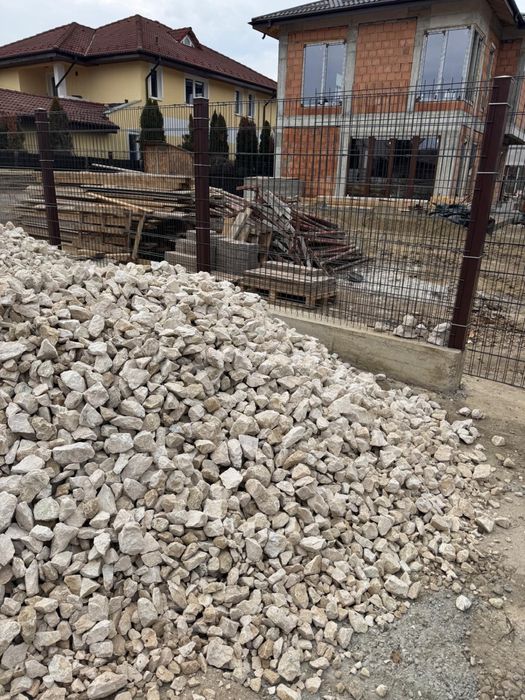 Piatră spartă de calcar (decor, garduri) 60-90 mm 90-120 mm