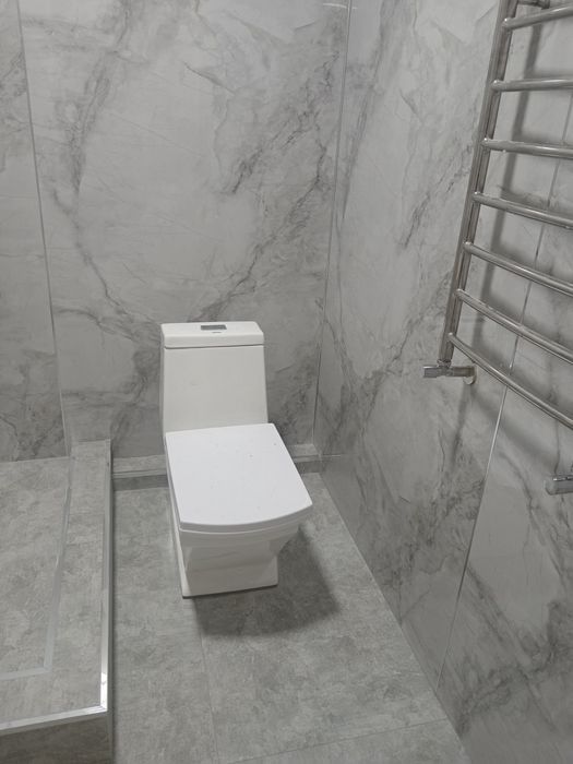 Установка Аристон ванна раковина смеситель чащагина стиральная машина.