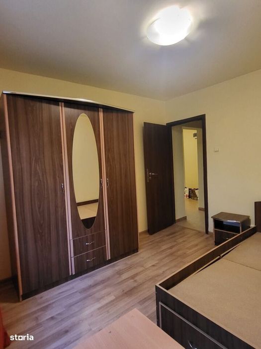 Apartament 4 camere Militari Gorjului etaj 3/8