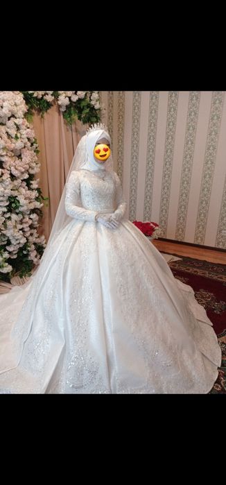 Kelin ko'ylak sotiladi