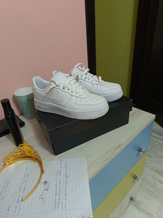 Nike Air Force 1