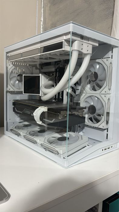 White Build nou PC Gaming