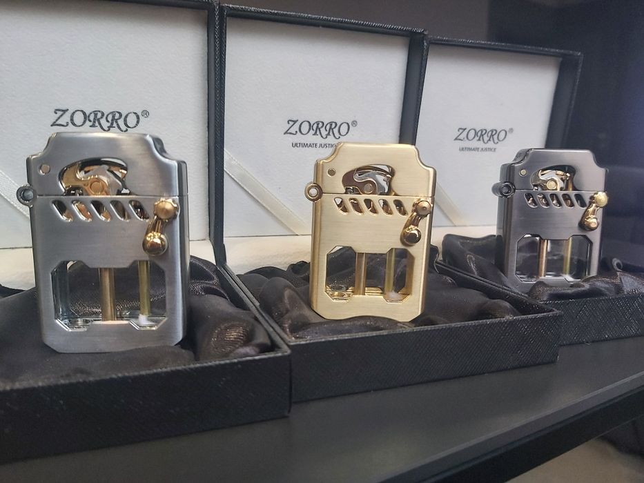 Луксозна бензинова запалка ZORRO в три цвята,стилна подаръчна кутия