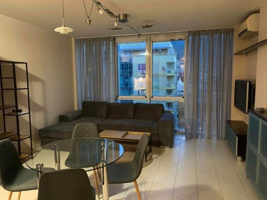 Дава се под наем Тристаен апартамент в София, Манастирски ливади - 90 кв.м за 650 € - Снимка #1