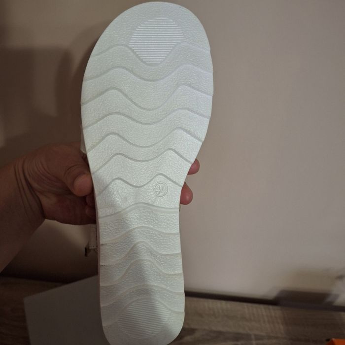 НОВИ Дамски сандали