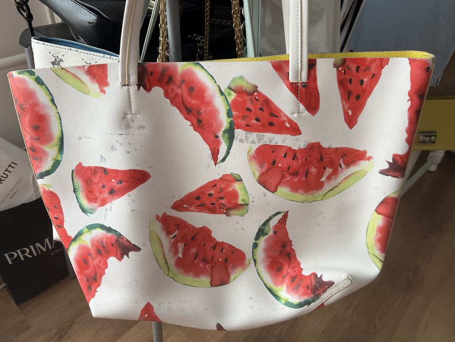 Чанта с диня Vince Camuto