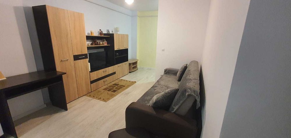 Vand apartament 2 camere, mobilat , 56m² , parcare inclusa