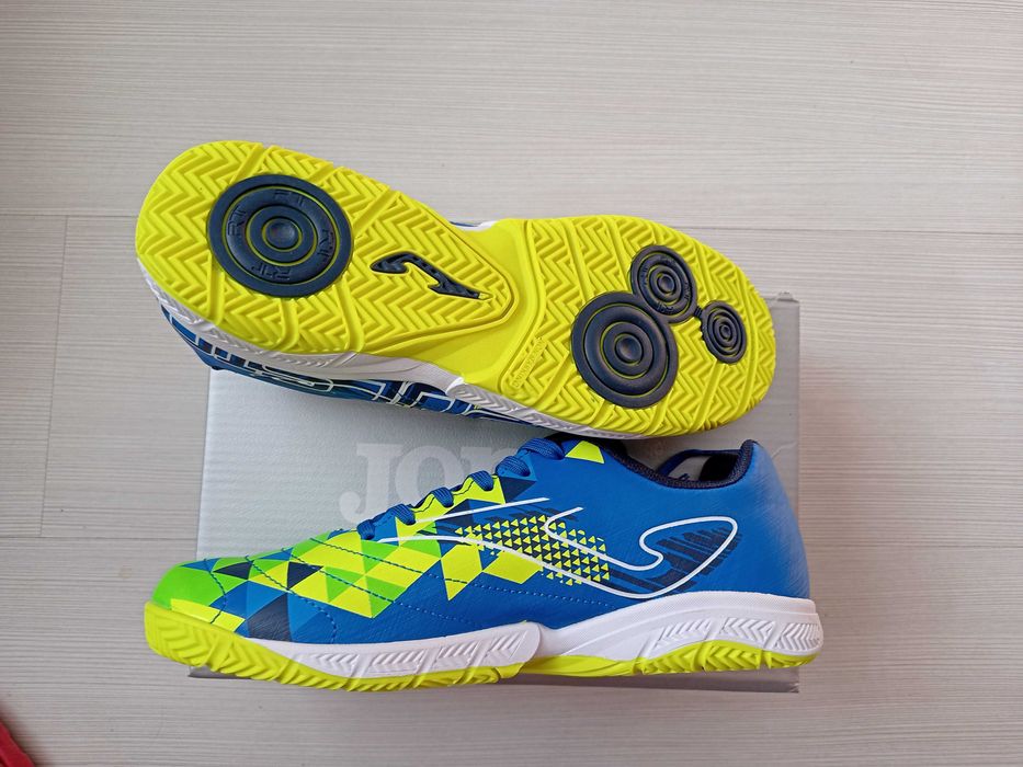 Joma номера 35 и 36 маратонки за зала код 1130