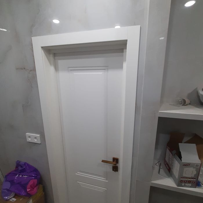 Установка межкомнатных дверей