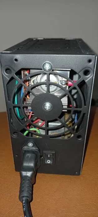 Sursa liniara ( cu transformator) 0-30 V, 0-3 A