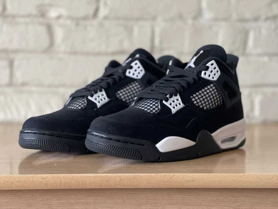 *LIVRARE GRATUITĂ* Jordan 4 White Thunder Premium - Verificare Colet