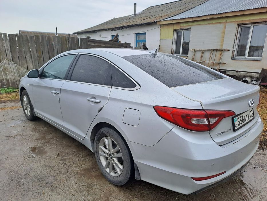 Продам машинуууу соната 8