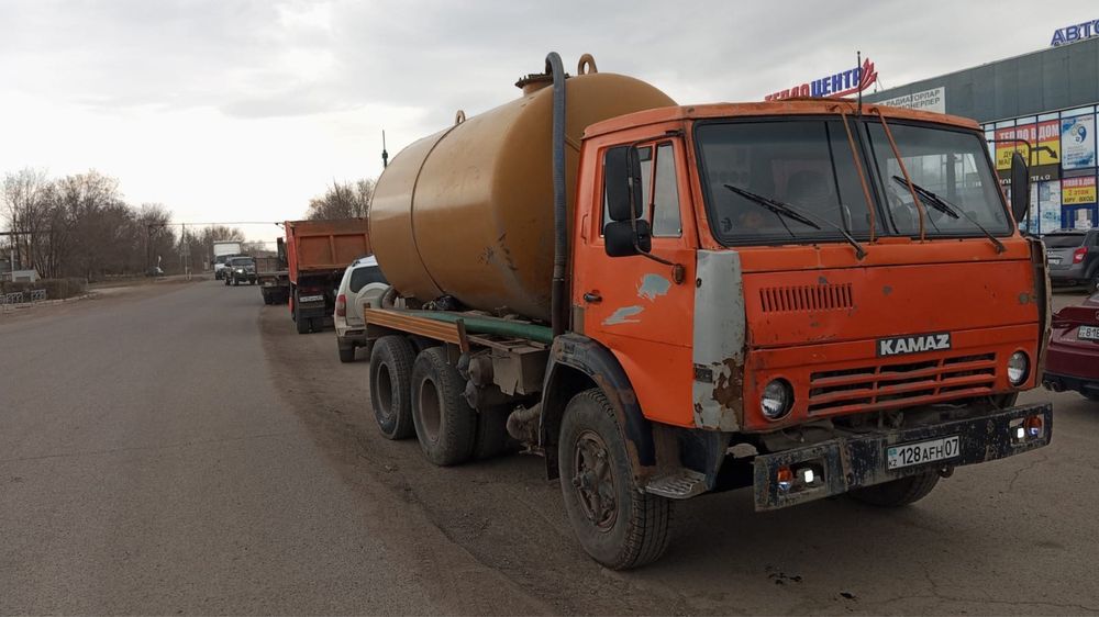 Продаётся Камаз ассенизатор.