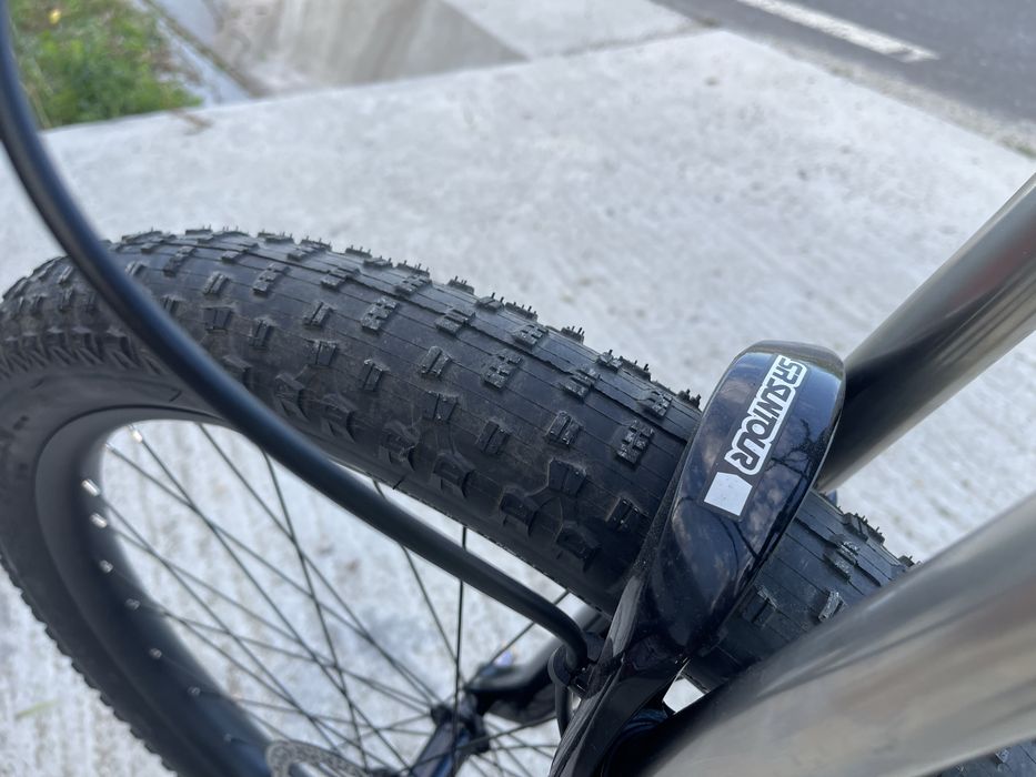 Bicicleta Pegas drumuri grele PRO - ca nou