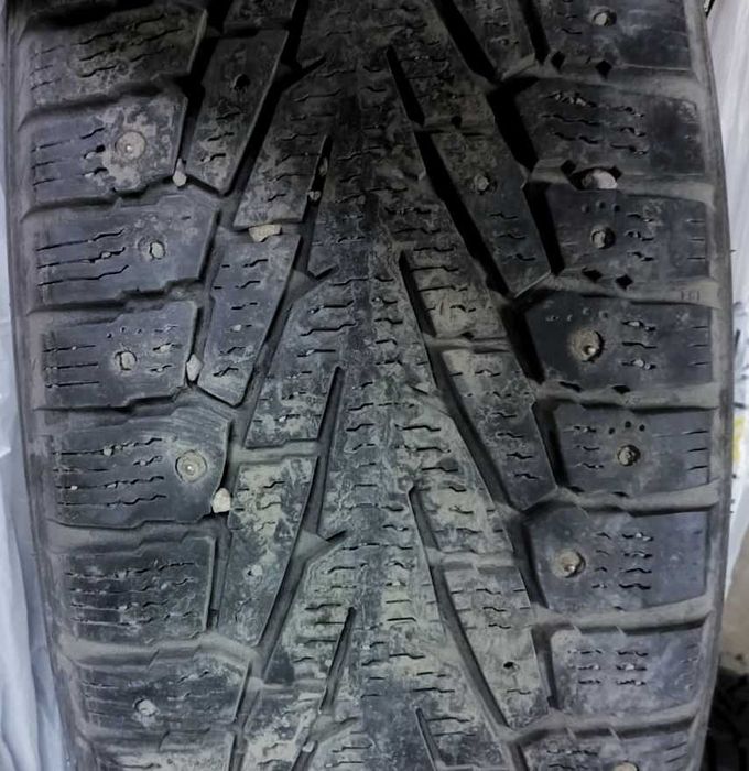 Nokian 17 зима (4 штуки)