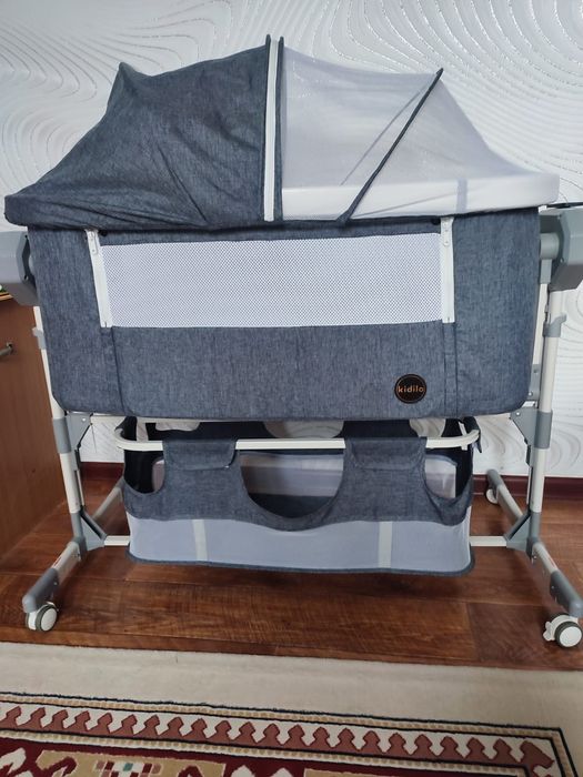 Продам кровать-манеж