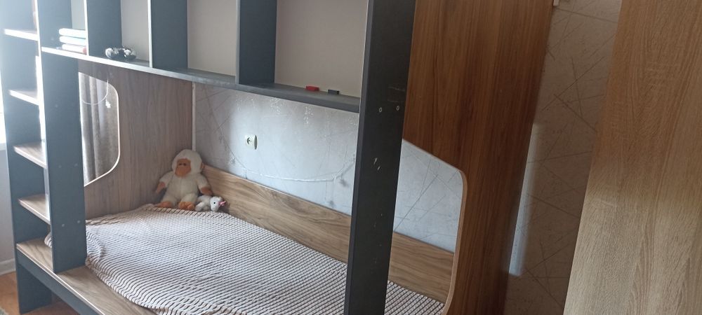 Продам 2х ярусную кровать