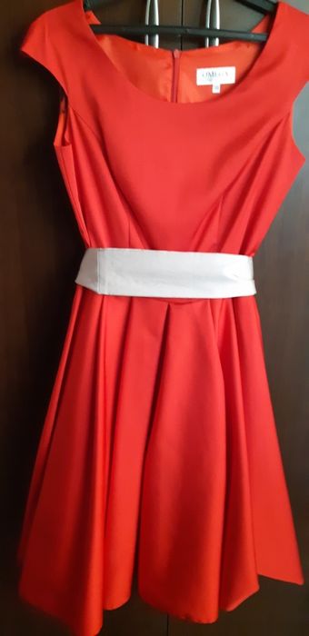 Rochie noua, marimea 38